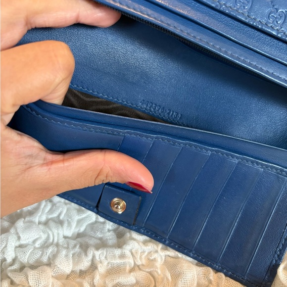 Gucci Blue Embossed Leather Wallet - Picture 9 of 14
